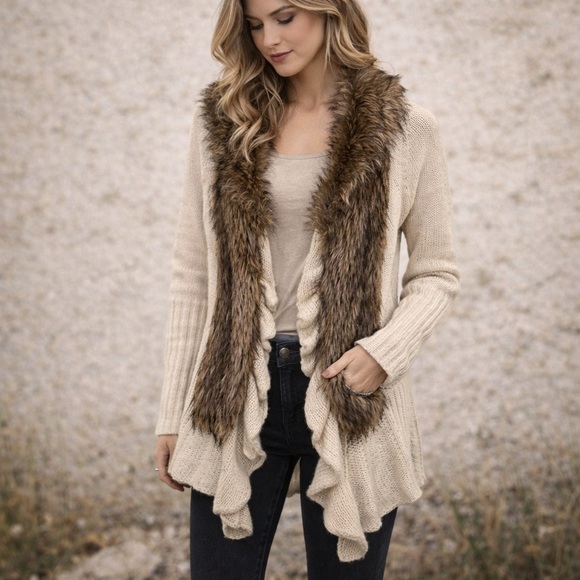 VENUS Sweaters - Venus Faux Fur Collar Cardigan Cream Open Front Knit Sweater Cozy Fall Boho